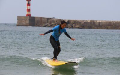 Best Surf Schools in Porto With Estela Surf & Hostel on Top! 🌟